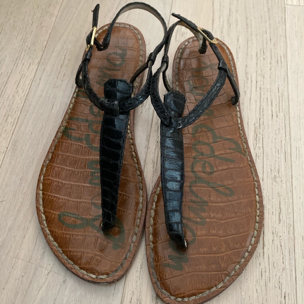 Lightly worn black Sam Edelman Gigi sandals